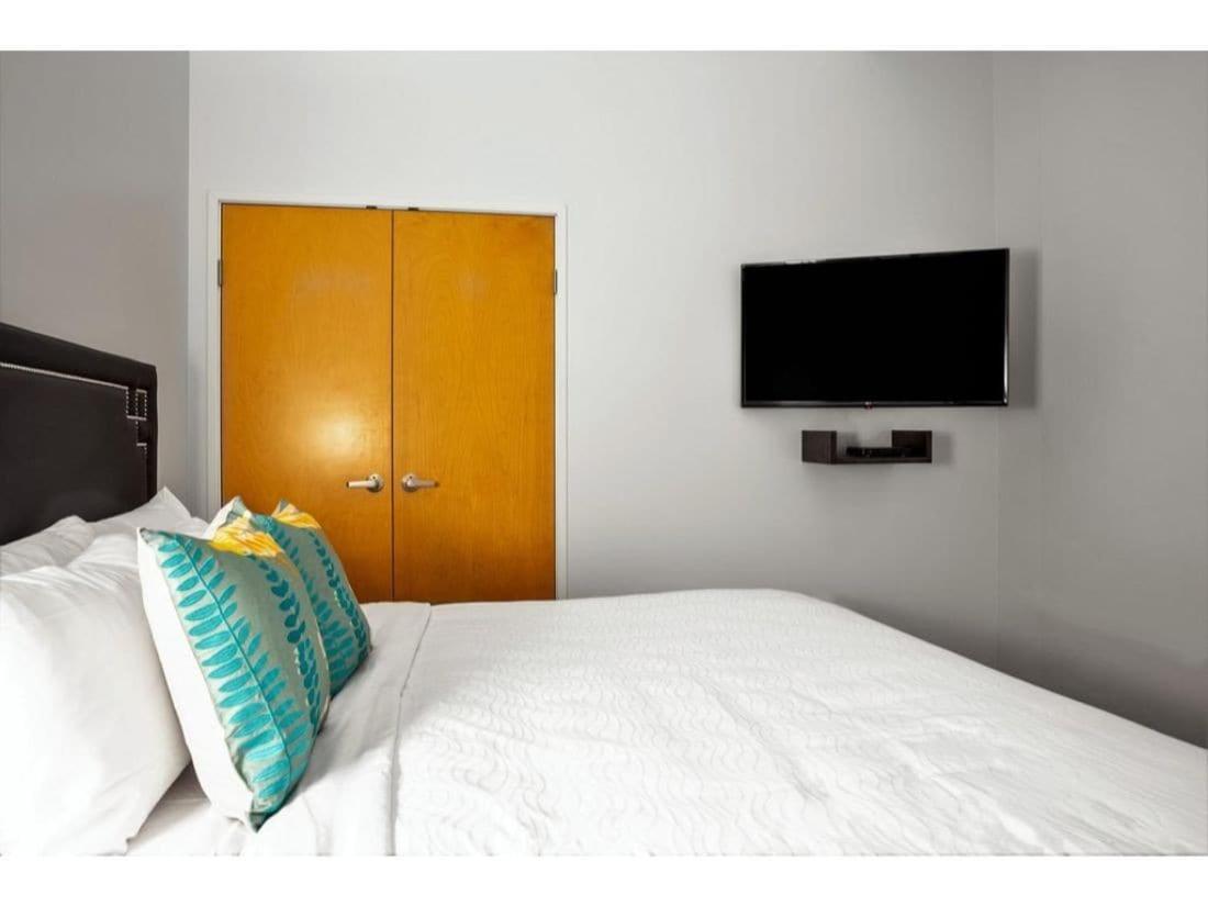 Beautiful 2Br 2Ba In The Block By Cozysuites إنديانابوليس المظهر الخارجي الصورة